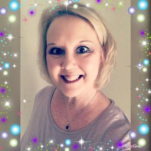 Meet your Posher, Deedee